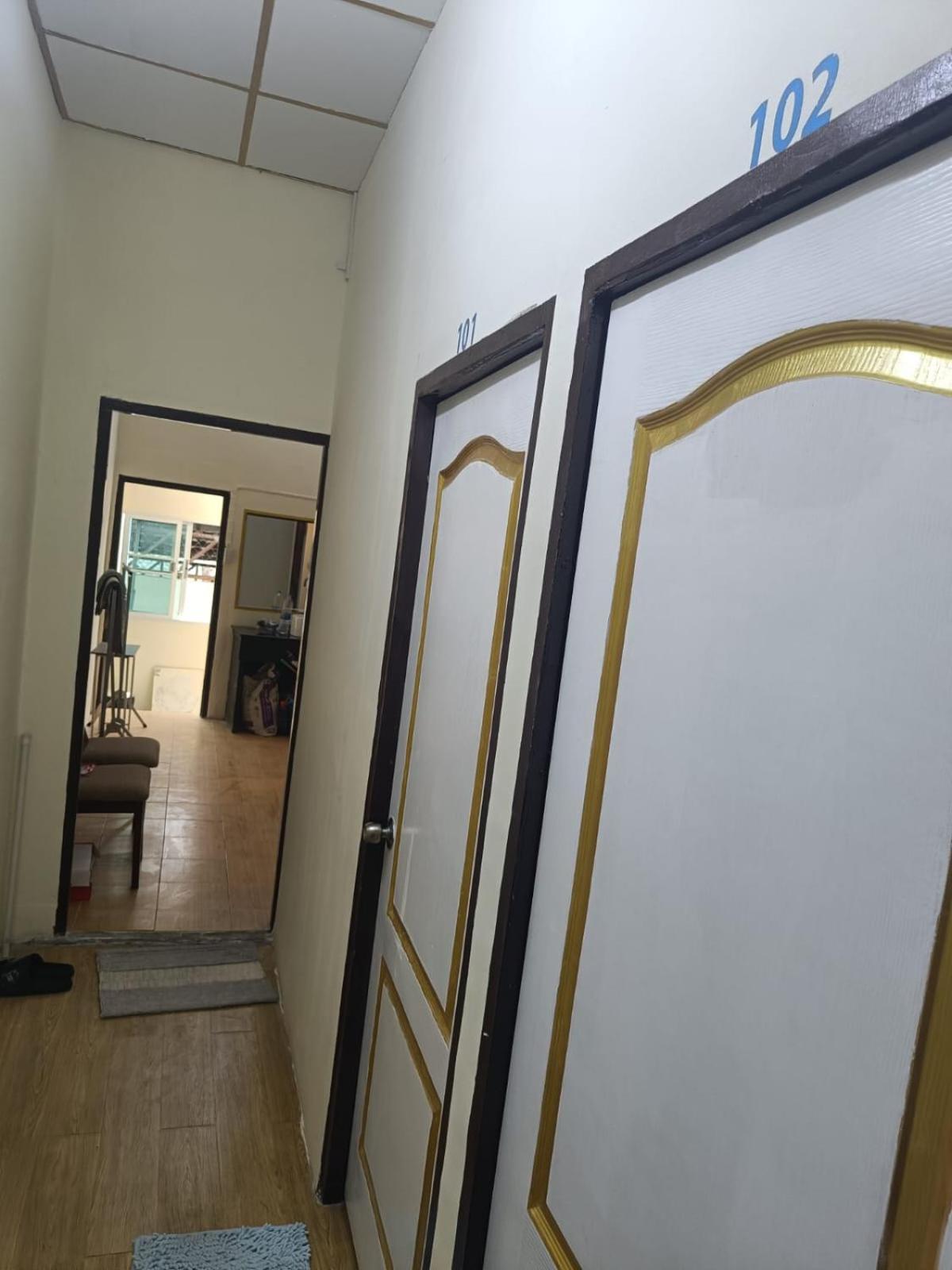 The House Hostel バンコク都 エクステリア 写真