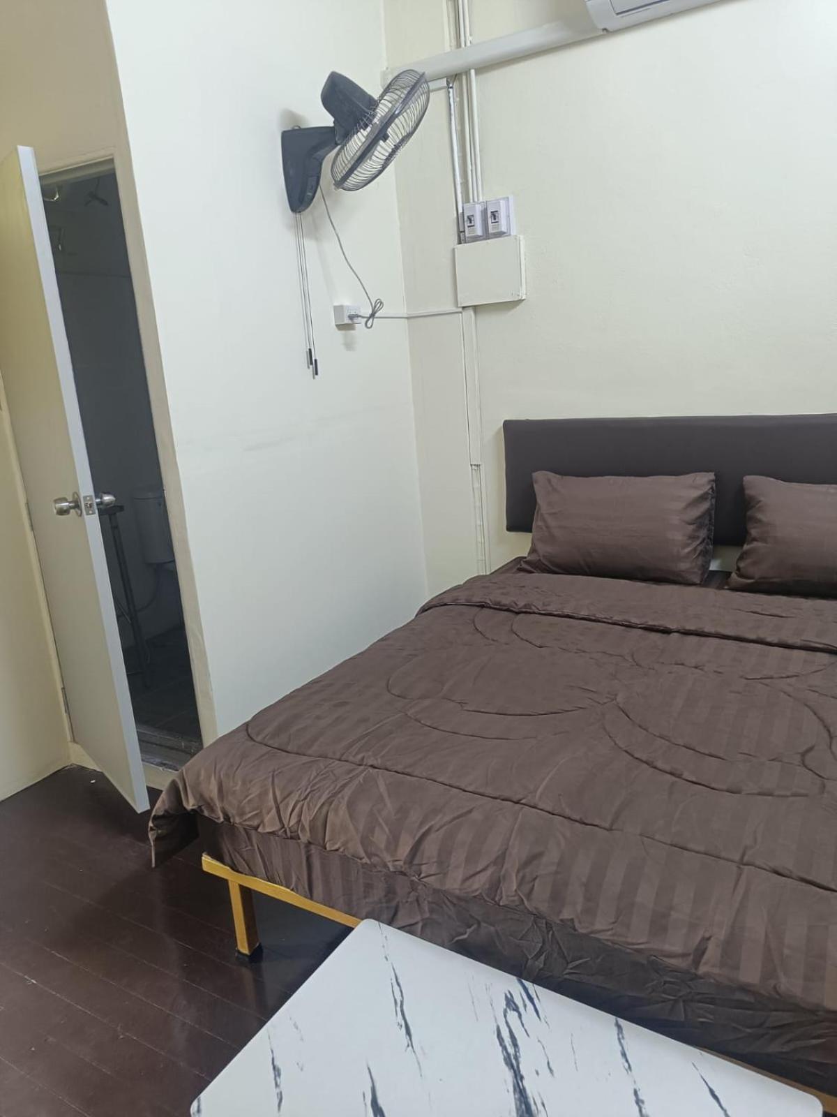 The House Hostel バンコク都 エクステリア 写真