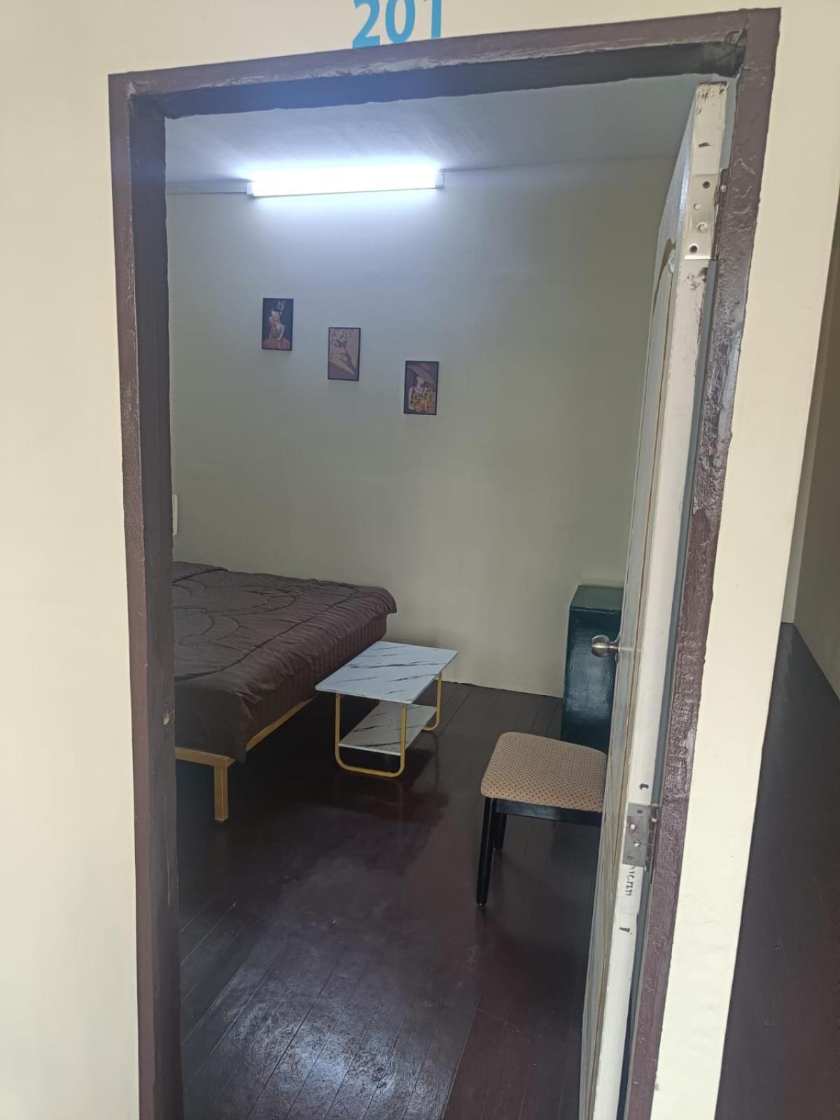 The House Hostel バンコク都 エクステリア 写真