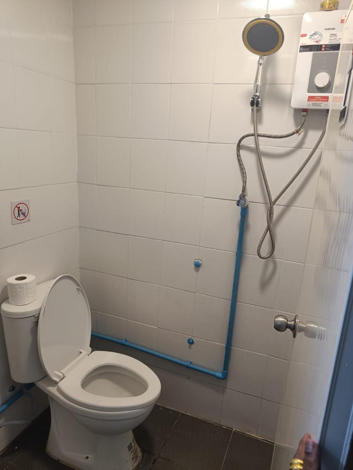 The House Hostel バンコク都 エクステリア 写真