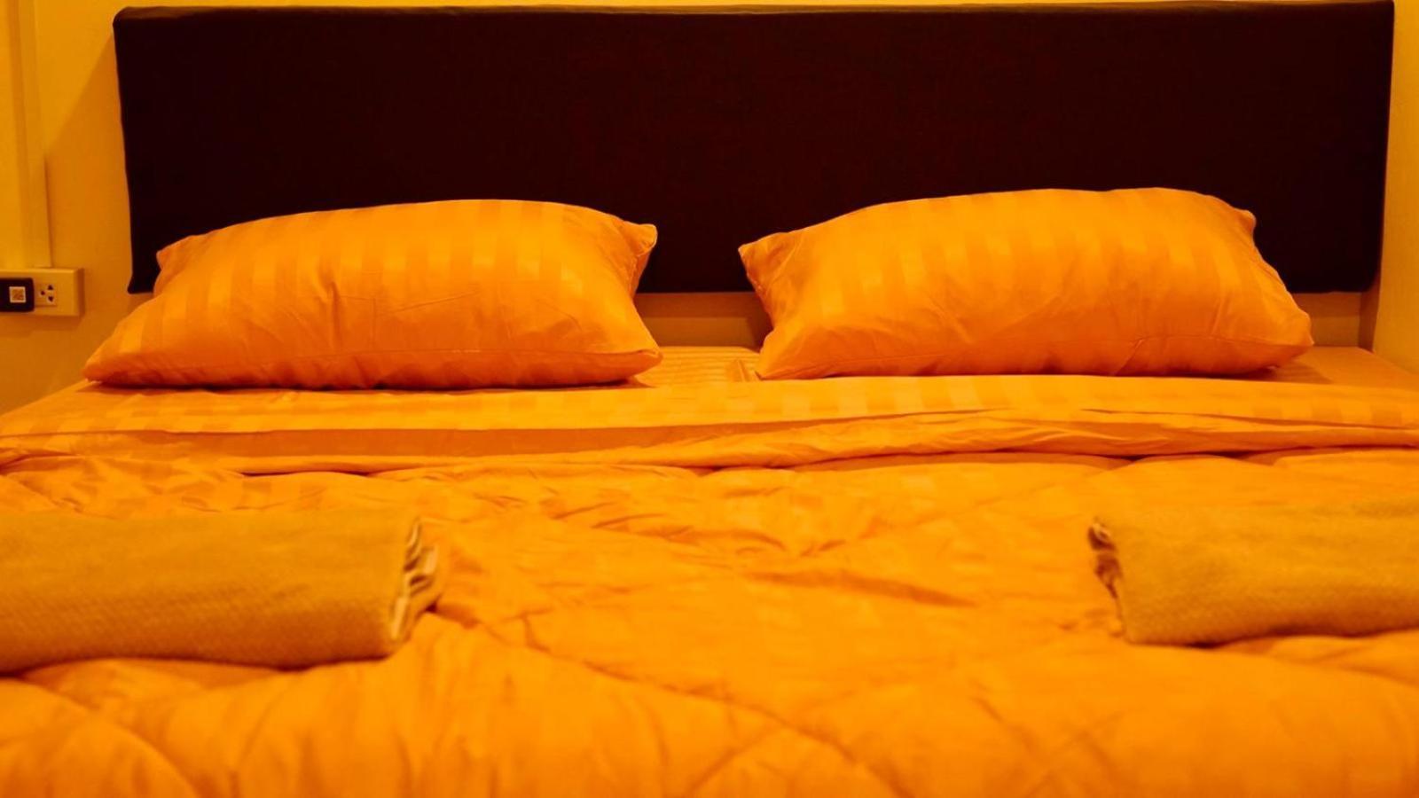 The House Hostel バンコク都 エクステリア 写真