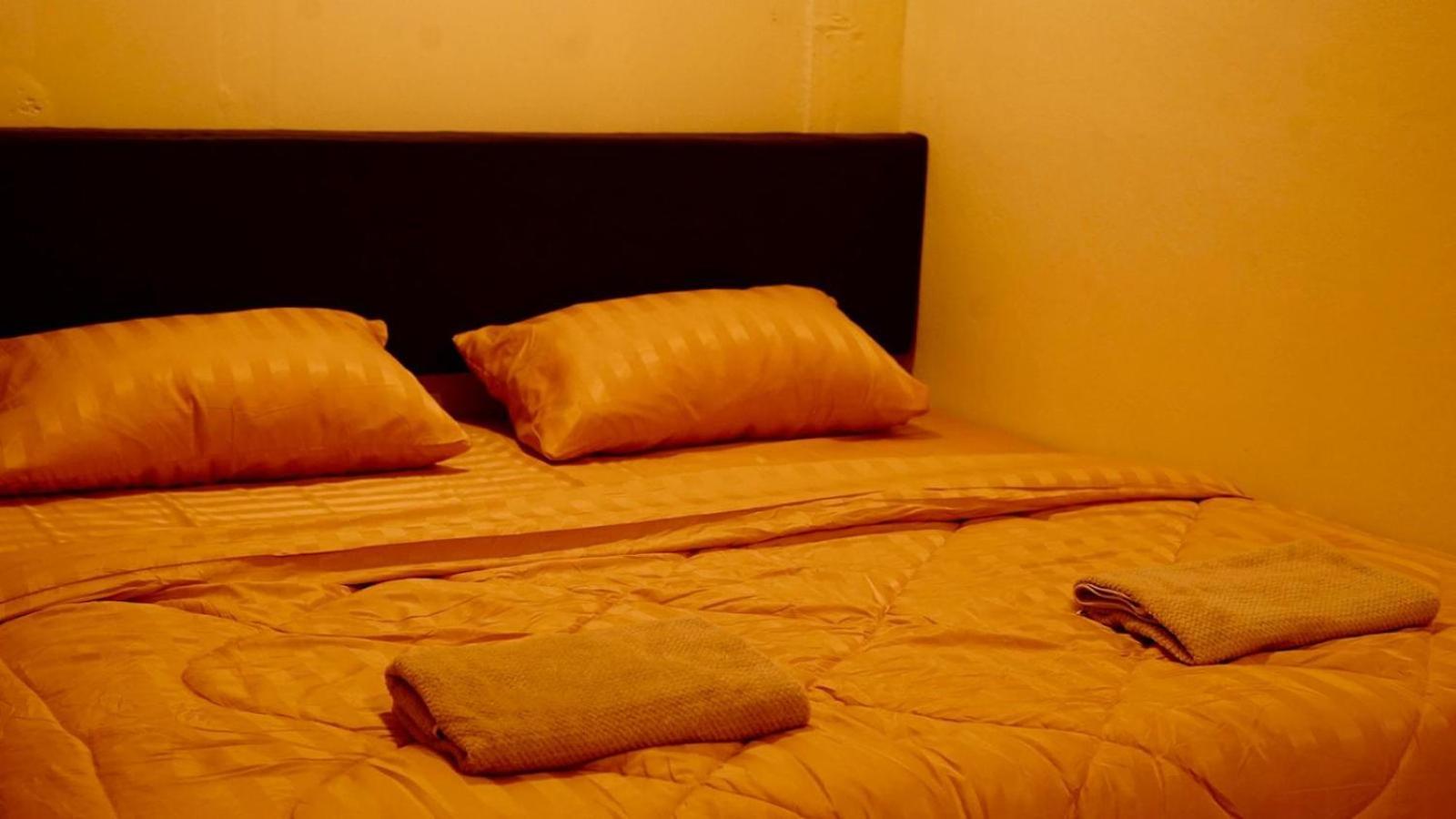 The House Hostel バンコク都 エクステリア 写真