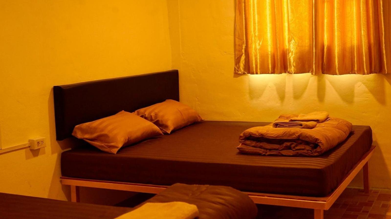The House Hostel バンコク都 エクステリア 写真